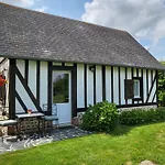 Casa De Invitados Estilo Normandie *